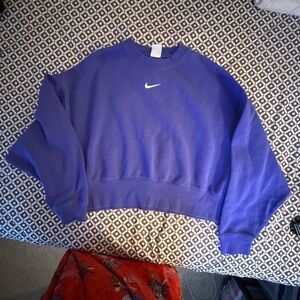 Nike purple top
